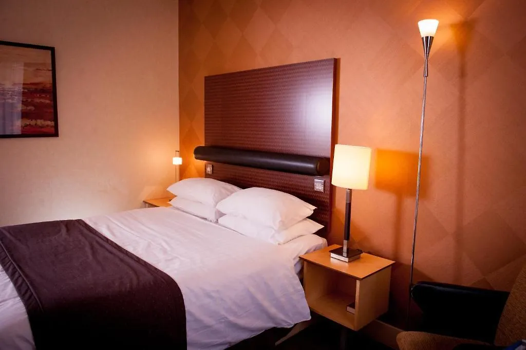 The Angel Hotel Cardiff 3*,  Großbritannien