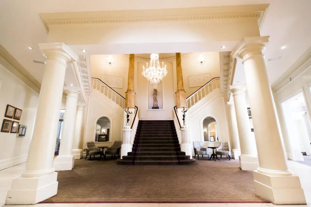 The Angel Hotel Cardiff 3*,