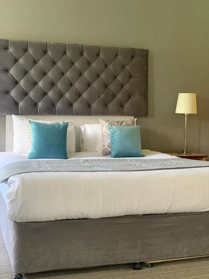The Angel Hotel Cardiff 3*,